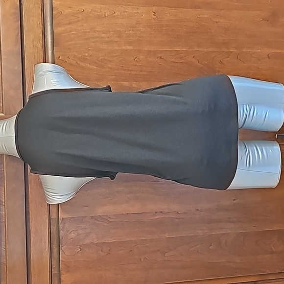 Nike Dri-fit tank - Picture 2 of 3